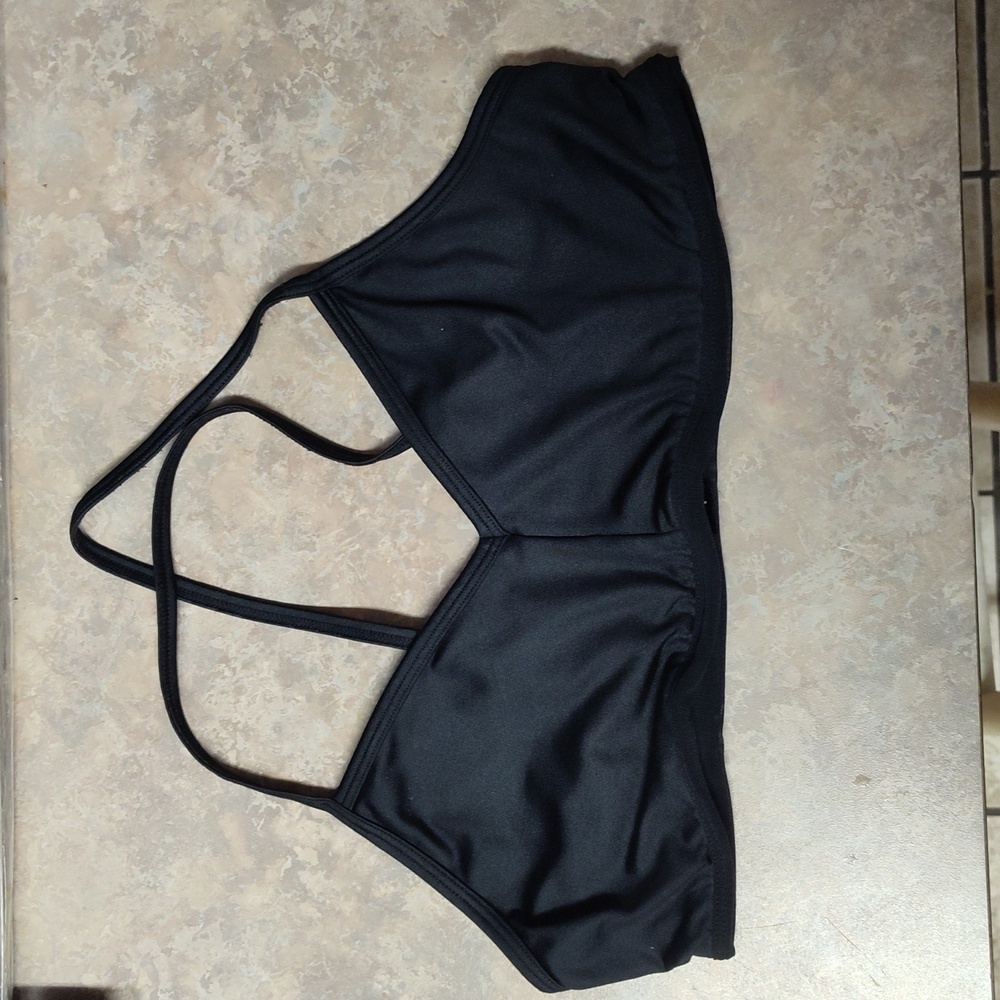 Gently used Crazy Yoga size Medium sports bra